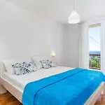 2 Bedroom Gorgeous In Lejlighed Ičići