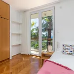 2 Bedroom Gorgeous In Lejlighed Ičići