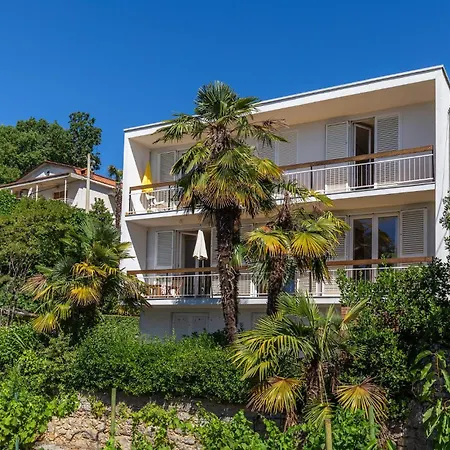 2 Bedroom Gorgeous In