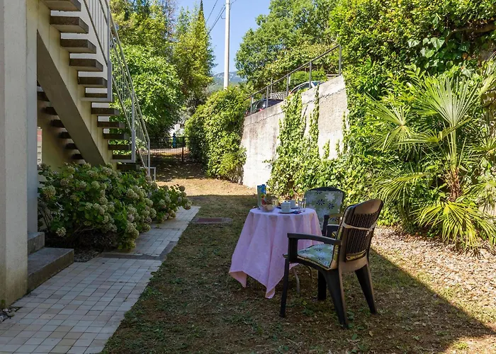 Apartment Lovely In With Wifi *