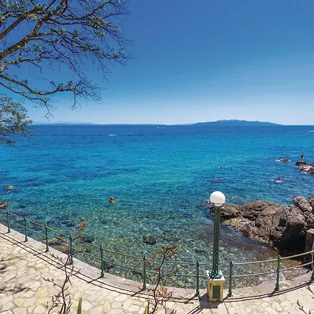 Apartman 2 Bedroom Gorgeous In